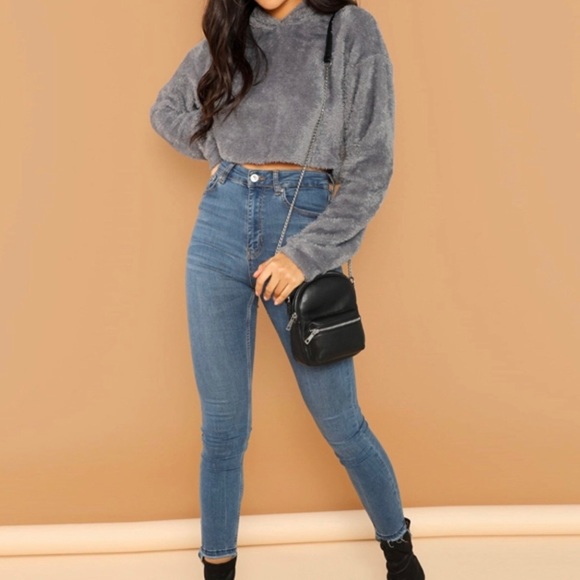 Cropped Fuzzy Sweatshirt NWOT Gray - Picture 2 of 8